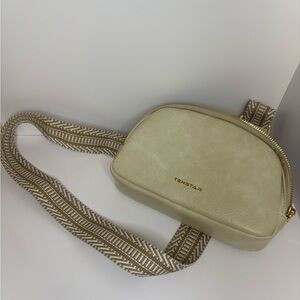 TENSTAR Cream Crossbody Bag‎